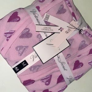 🥳Victoria’s Secret Pajama Set
